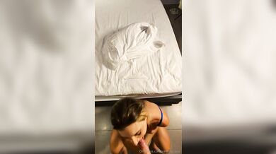 Sarinha caus gozada na cara