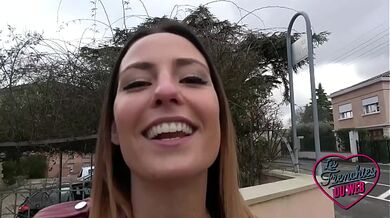 Pam and Heivy, two beautiful sluts, impale themselves on the same cock