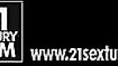 Magrelinha do colégio rola com muita força HD