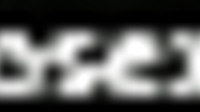 Socando o dedo na buceta da sapatão dormindo