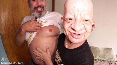 Isa Moura meets Bruno Diferente at Ted's Mansion