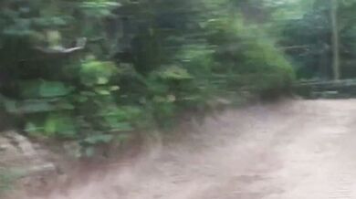 Two girls and a rock exchange experiences - Lady Milf - Legs